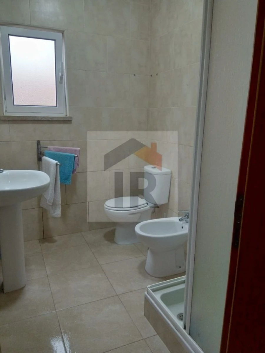 Apartamento T2 para Venda em Caldas da Rainha - Santo Onofre e Serra do Bouro Foto 7