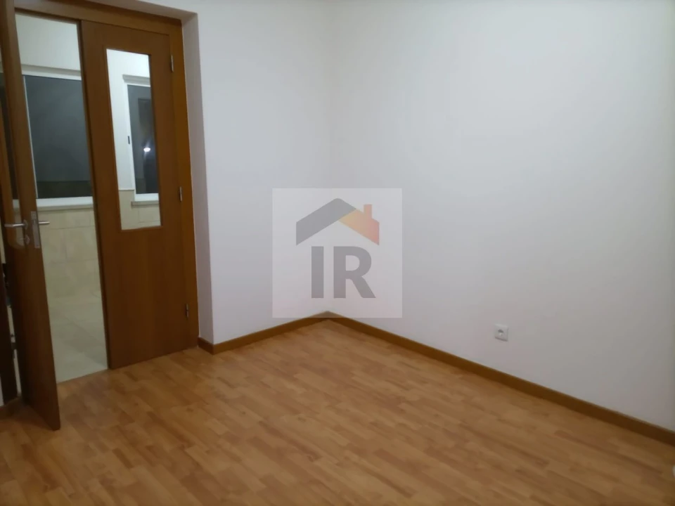 Apartamento T2 para Venda em Caldas da Rainha - Santo Onofre e Serra do Bouro Foto 17