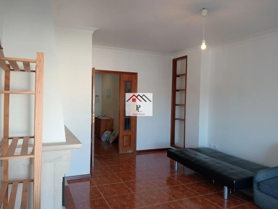 Apartamento T2 para Venda em Buarcos Foto 7