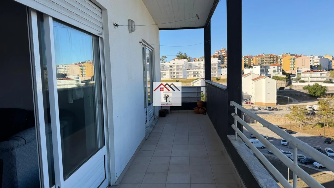 Apartamento T2 para Venda em Buarcos Foto 34