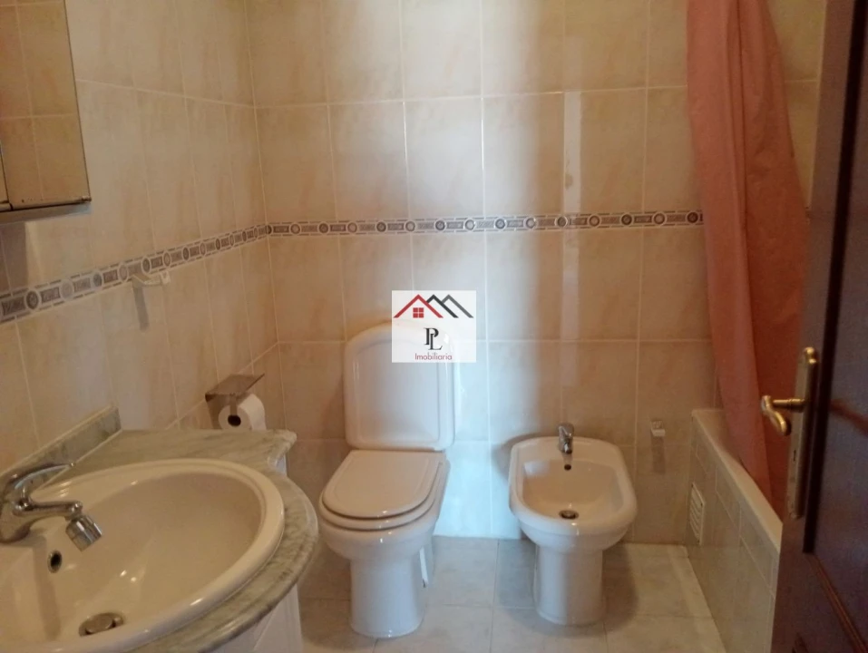 Apartamento T2 para Venda em Buarcos Foto 26