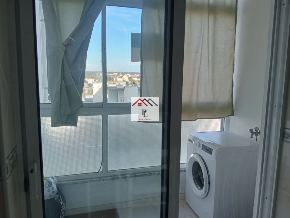 Apartamento T2 para Venda em Buarcos Foto 2