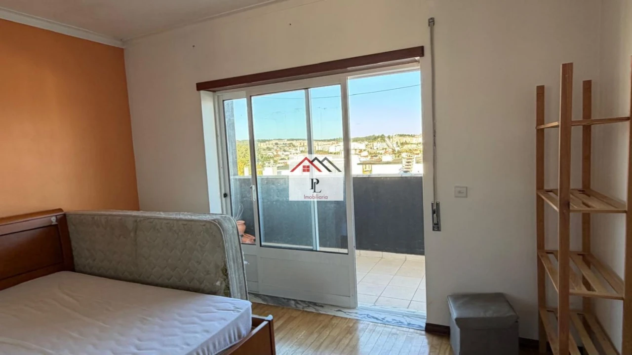 Apartamento T2 para Venda em Buarcos Foto 33