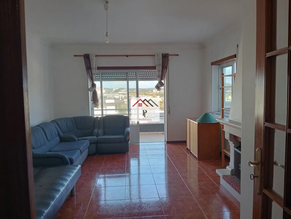 Apartamento T2 para Venda em Buarcos Foto 3