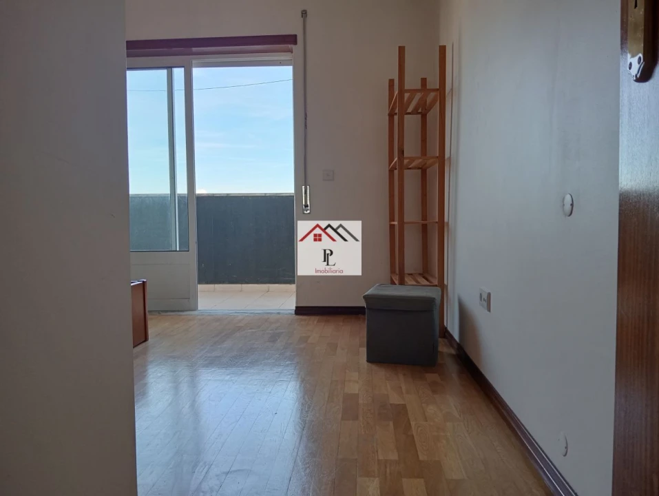 Apartamento T2 para Venda em Buarcos Foto 11