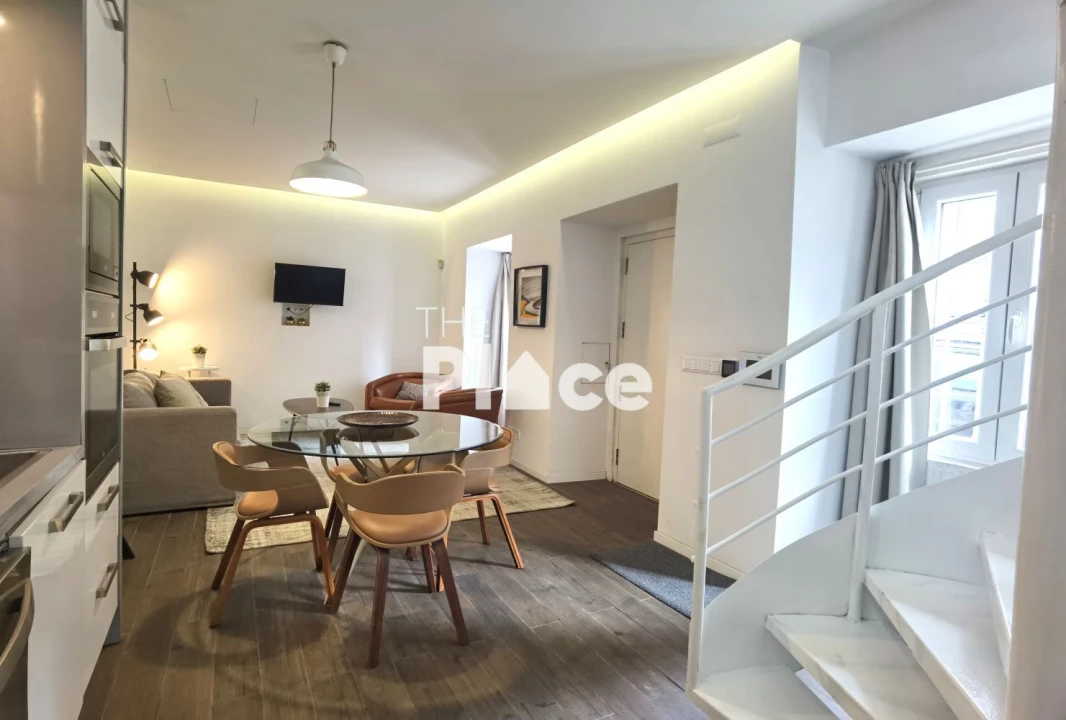 Moradia T1 para Arrendamento em Campolide Foto 3