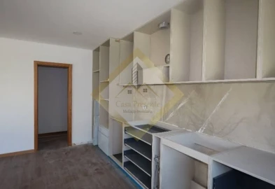 Apartamento T3 para Venda em Nogueira da Regedoura