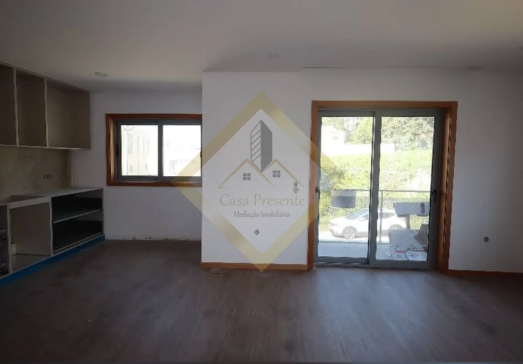 Apartamento T3 para Venda em Nogueira da Regedoura Foto 15