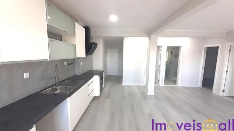 Apartamento T2 para Venda em Setubal (São Sebastião)