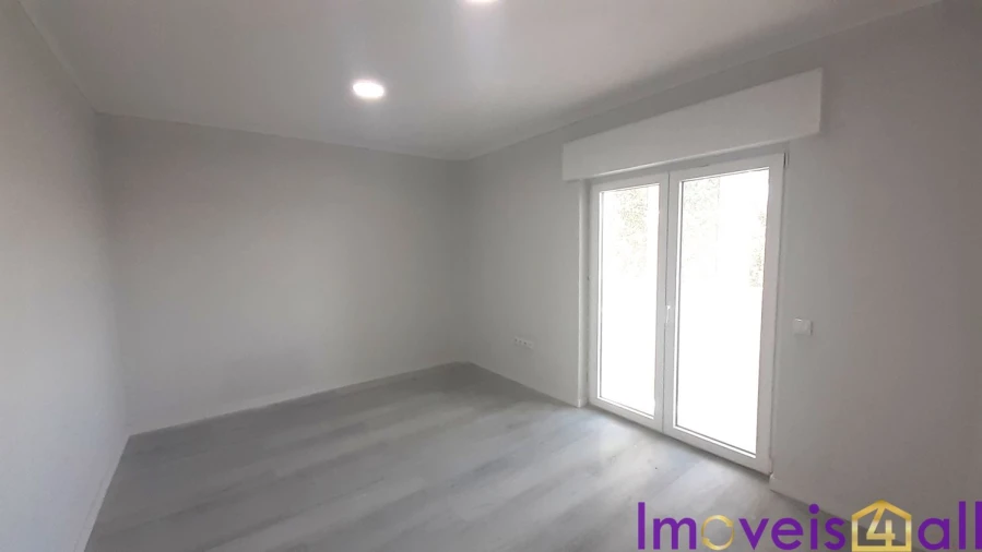 Apartamento T2 para Venda em Setubal (São Sebastião) Foto 16