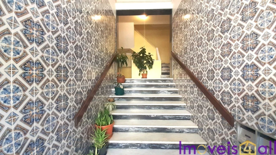 Apartamento T2 para Venda em Setubal (São Sebastião) Foto 24
