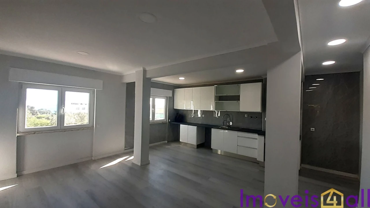 Apartamento T2 para Venda em Setubal (São Sebastião) Foto 6