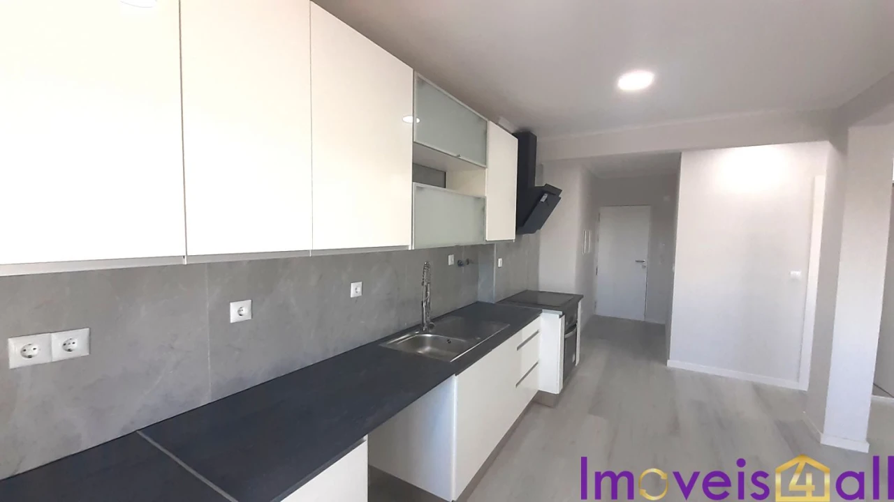 Apartamento T2 para Venda em Setubal (São Sebastião) Foto 5