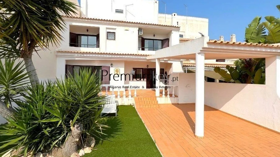 Moradia T2 para Venda em Albufeira e Olhos de Água