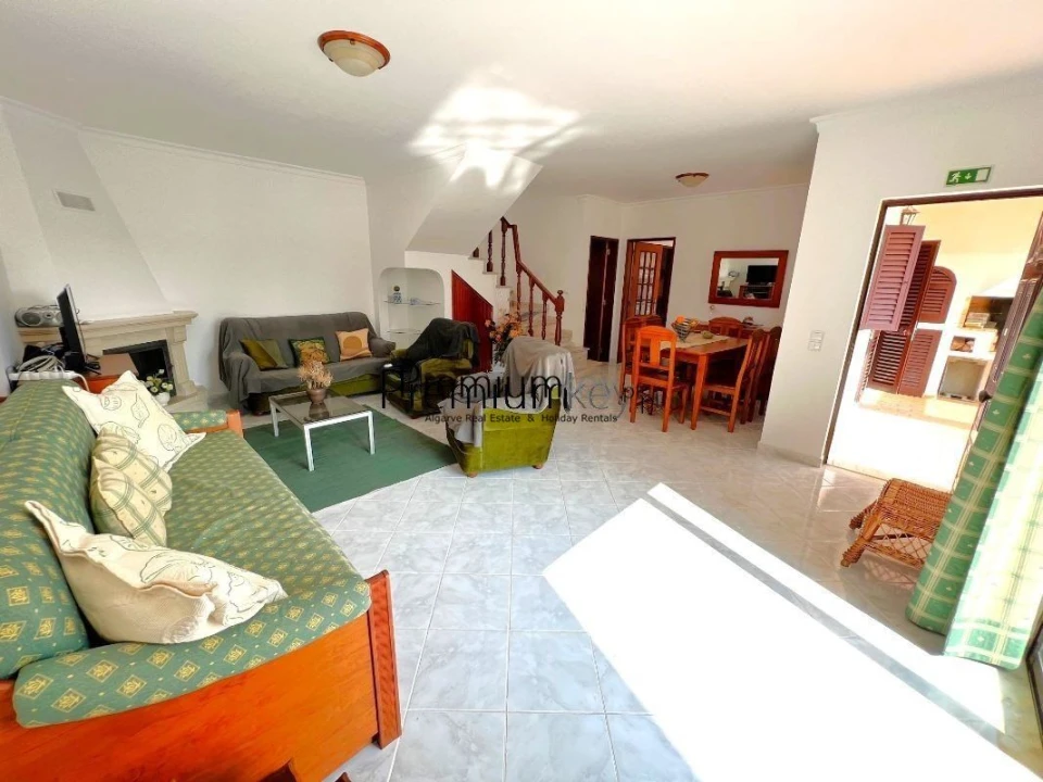 Moradia T2 para Venda em Albufeira e Olhos de Água Foto 7