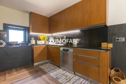 Moradia T4 para Venda em Ardegão, Arnozela e Seidões