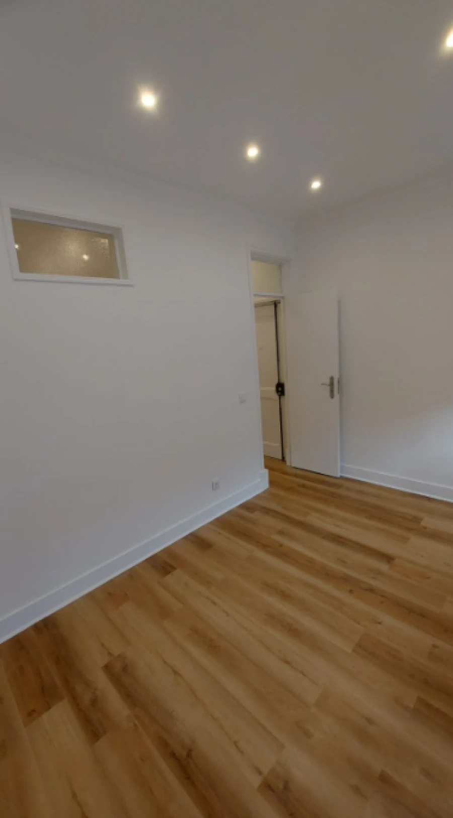 Apartamento T1 para Venda em Campo de Ourique Foto 7