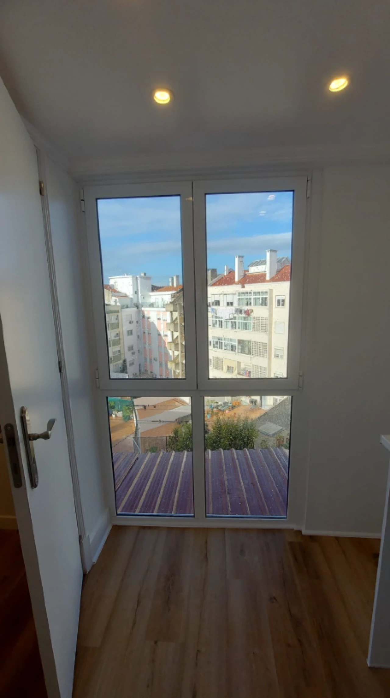 Apartamento T1 para Venda em Campo de Ourique Foto 3