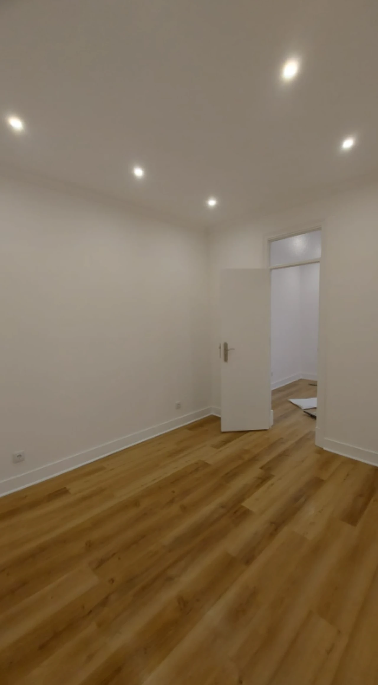 Apartamento T1 para Venda em Campo de Ourique Foto 5
