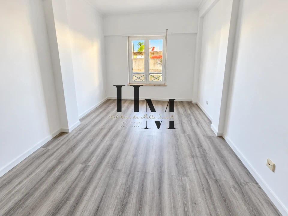 Apartamento T3 para Venda em Quinta do Conde Foto 28