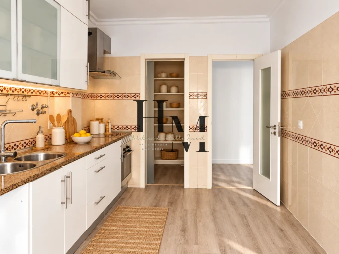 Apartamento T3 para Venda em Quinta do Conde Foto 8