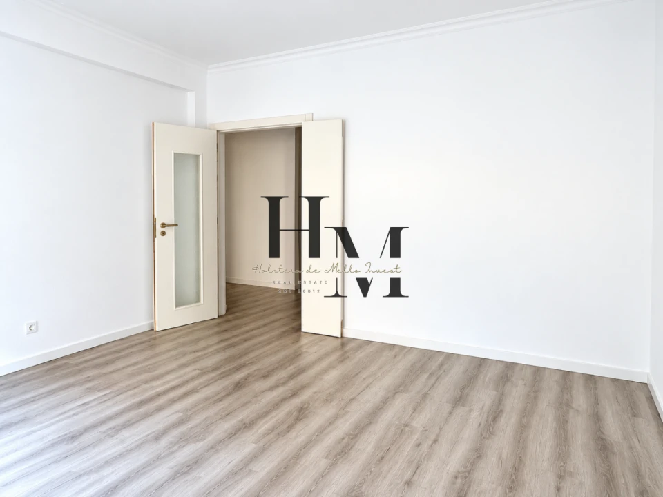 Apartamento T3 para Venda em Quinta do Conde Foto 17