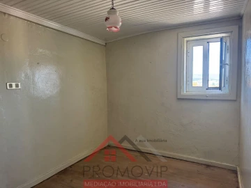 Moradia T2 para Venda em Santo Tirso, Couto (Santa Cristina e São Miguel) e Burgães