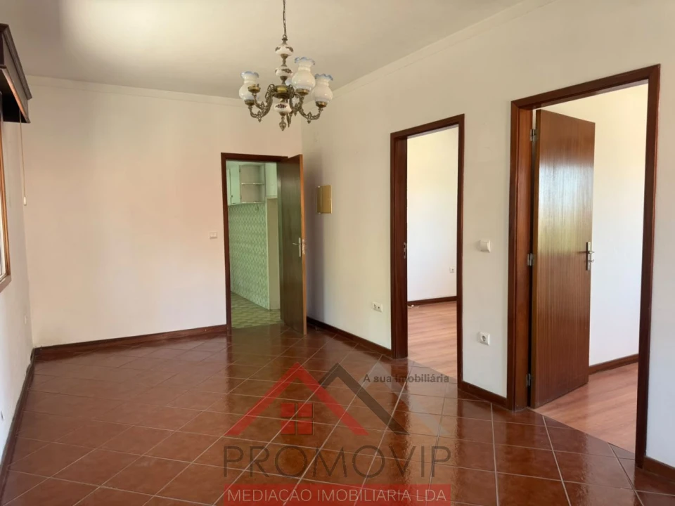 Moradia T2 para Venda em Santo Tirso, Couto (Santa Cristina e São Miguel) e Burgães Foto 4