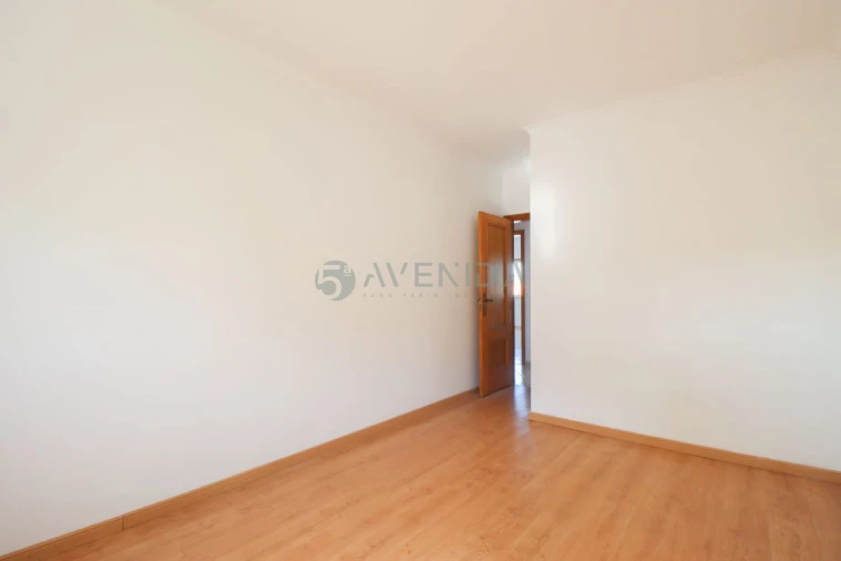 Apartamento T2 para Venda em Quinta do Conde Foto 18
