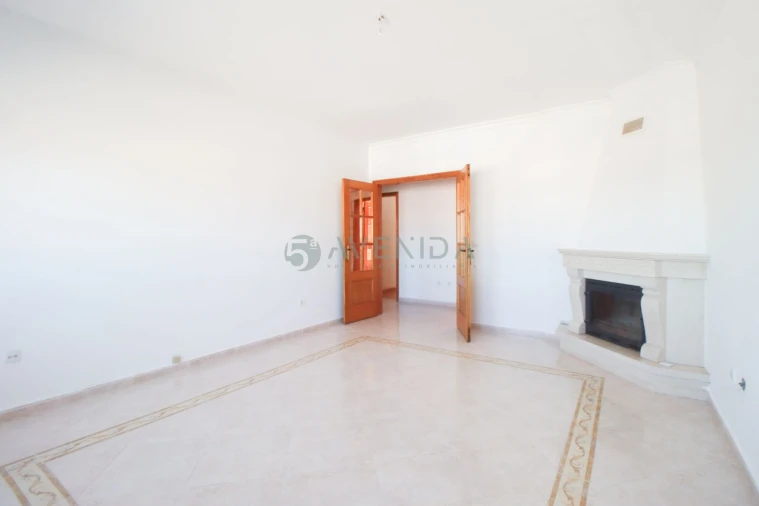 Apartamento T2 para Venda em Quinta do Conde Foto 10