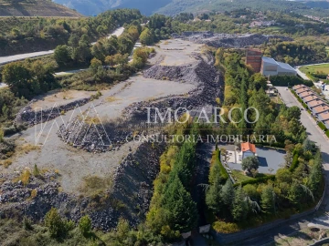 Terreno para Venda em Pena, Quintã e Vila Cova