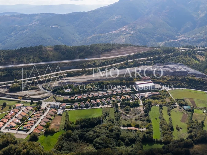 Terreno para Venda em Pena, Quintã e Vila Cova Foto 8