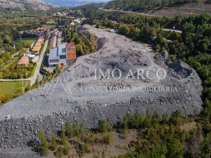 Terreno para Venda em Pena, Quintã e Vila Cova Foto 14