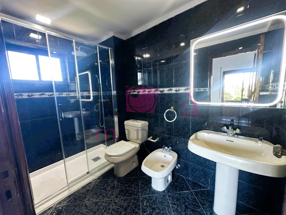 Apartamento T2 para Venda em Paços de Brandão Foto 11