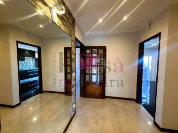 Apartamento T2 para Venda em Paços de Brandão