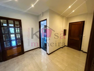 Apartamento T2 para Venda em Paços de Brandão