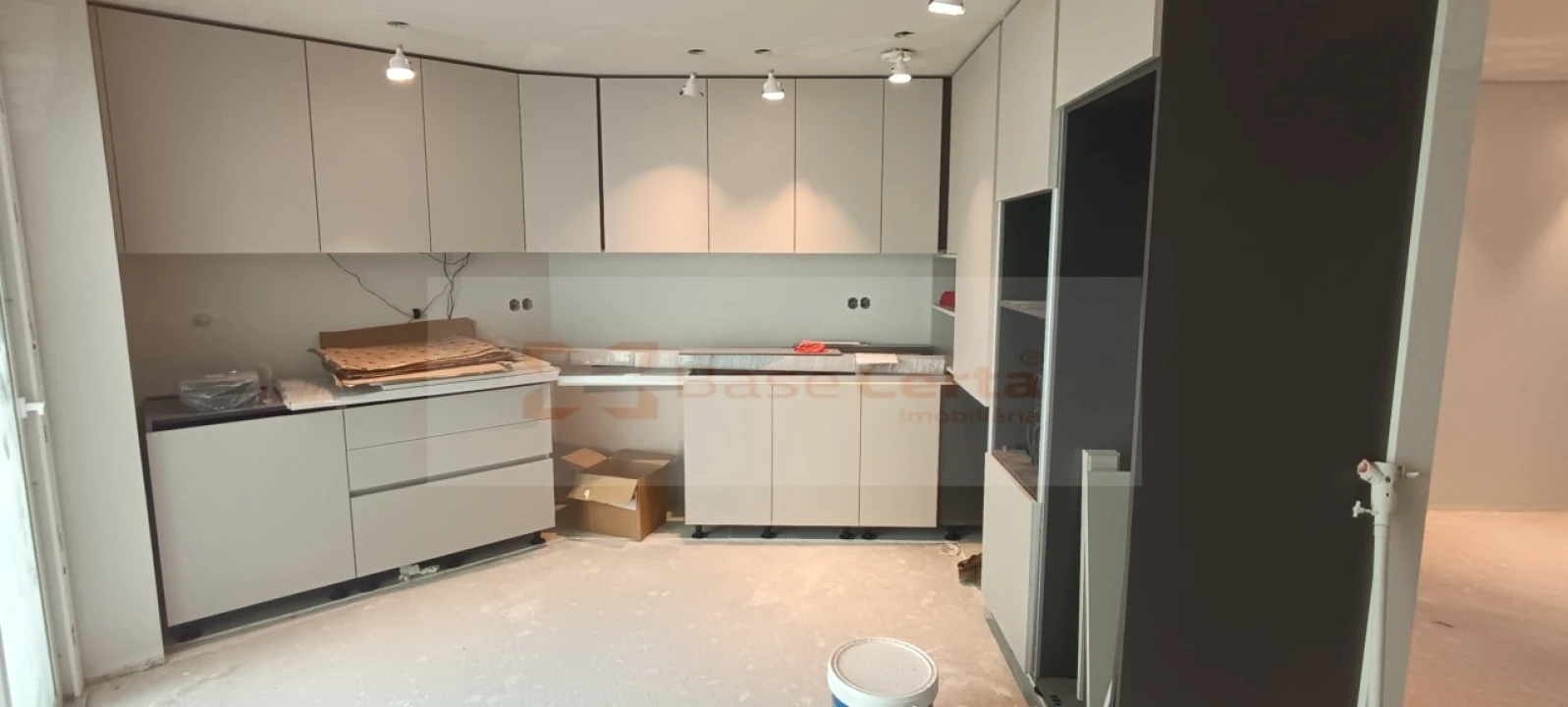 Apartamento T3 para Venda em Santa Iria de Azoia, São João da Talha e Bobadela Foto 1