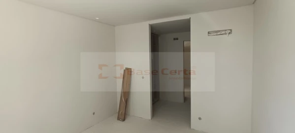 Apartamento T3 para Venda em Santa Iria de Azoia, São João da Talha e Bobadela
