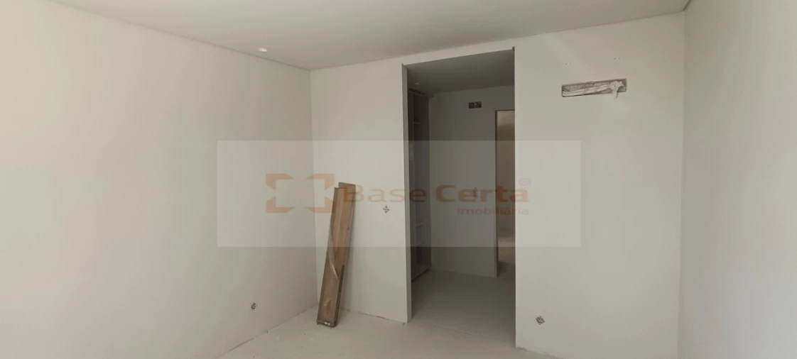 Apartamento T3 para Venda em Santa Iria de Azoia, São João da Talha e Bobadela Foto 7