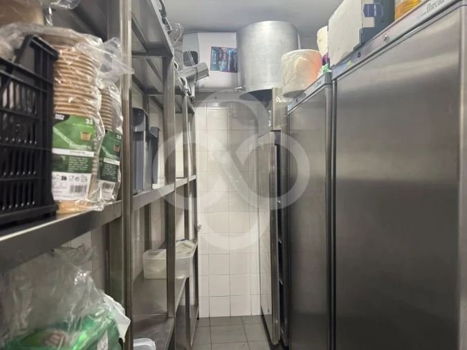 Negócio para Venda em Santo António Foto 19