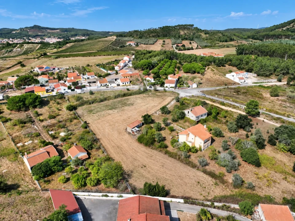Terreno para Venda em Alcoentre Foto 3