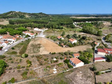 Terreno para Venda em Alcoentre