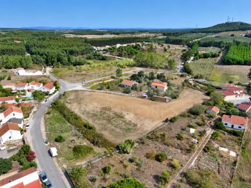 Terreno para Venda em Alcoentre