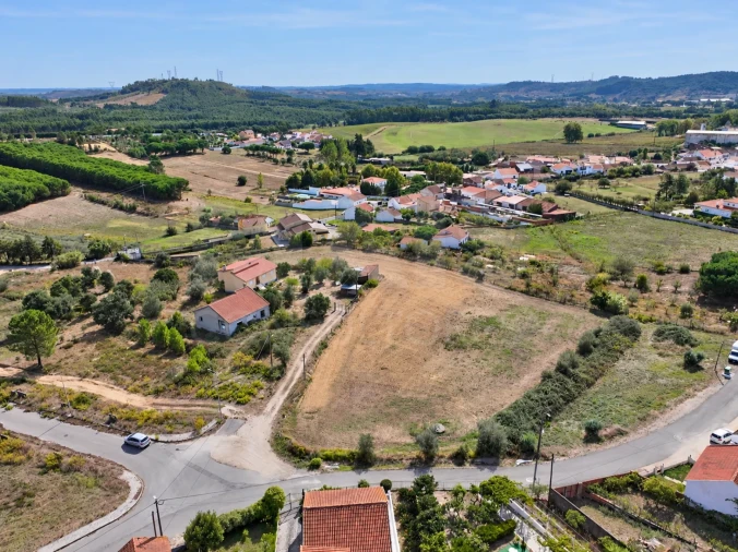 Terreno para Venda em Alcoentre Foto 5