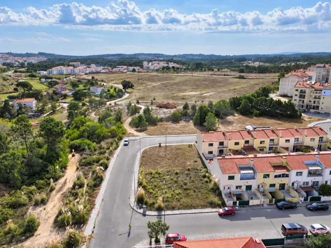 Terreno para Venda em Caldas da Rainha - Santo Onofre e Serra do Bouro Foto 2