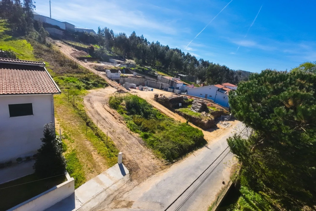 Terreno para Venda em Beire Foto 5