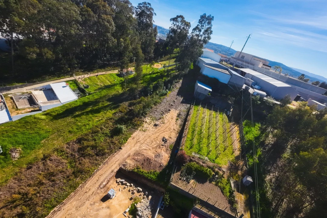 Terreno para Venda em Beire Foto 7