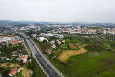 Terreno para Venda em Paredes