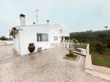 Moradia T5 para Venda em Abrantes (São Vicente e São João) e Alferrarede