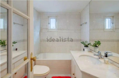 Moradia T4 para Venda em Aldoar, Foz do Douro e Nevogilde